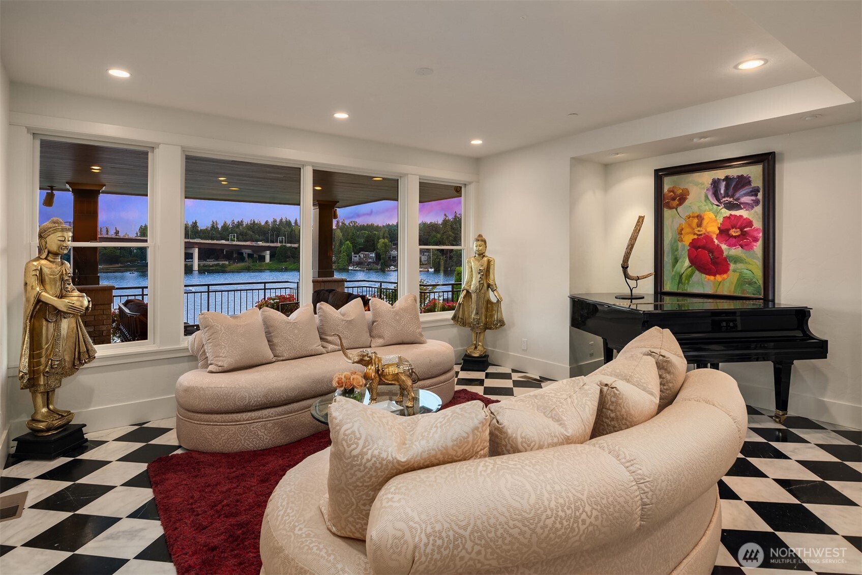 16 Enatai Drive