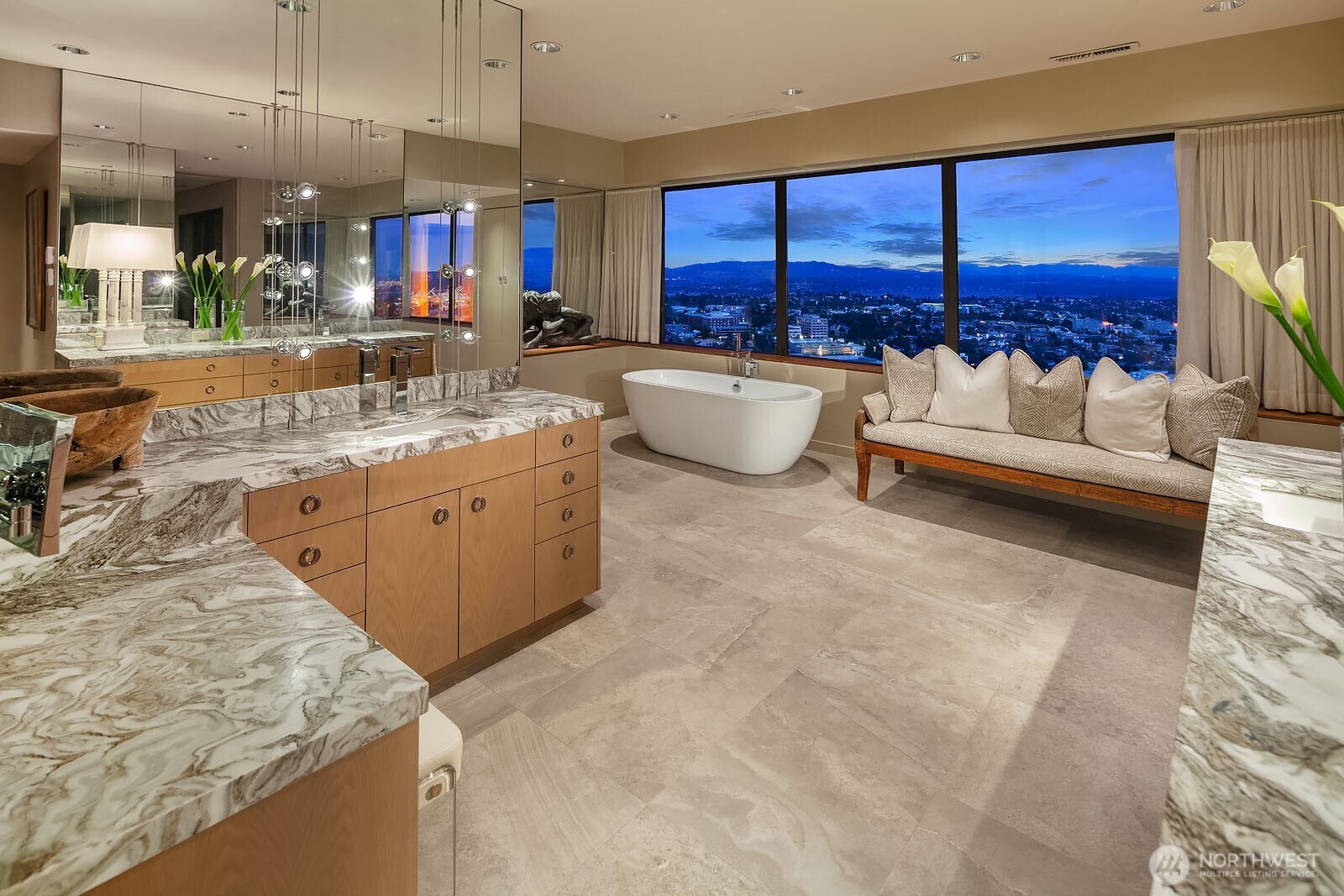 1301 Spring Street Unit: PH32