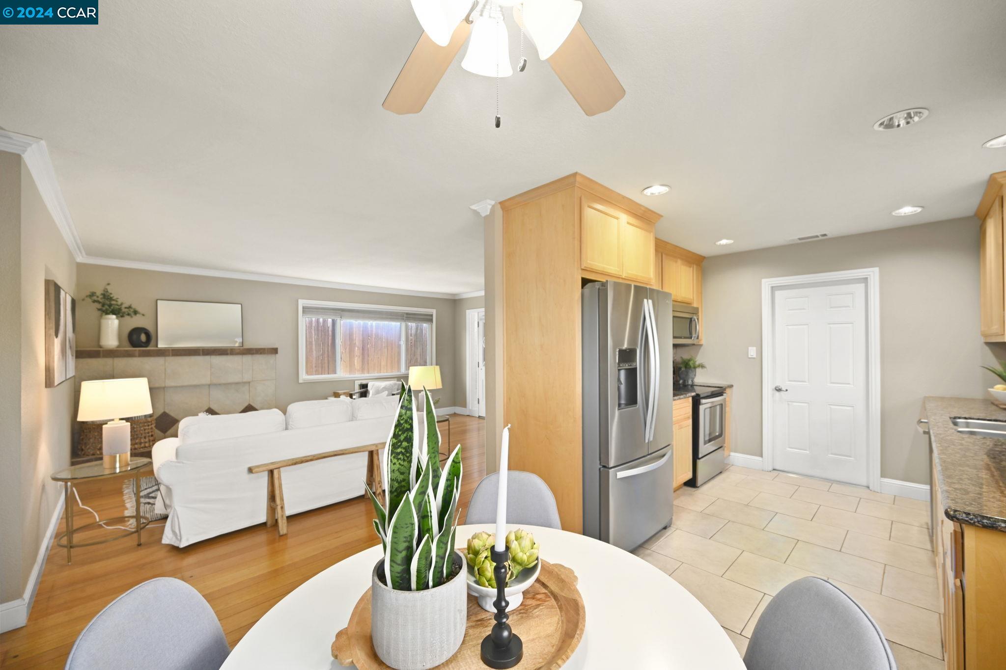 1072 Plaza Dr