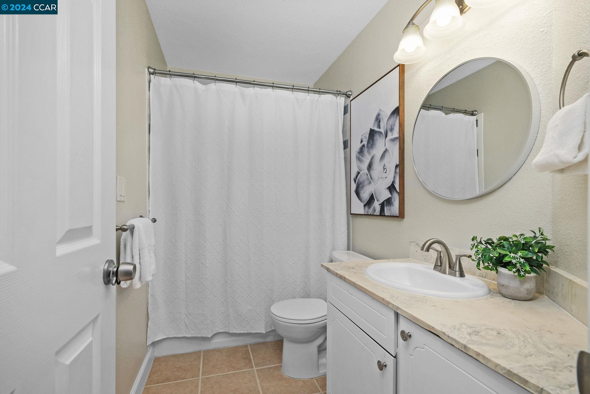 1451 Saint James Pkwy