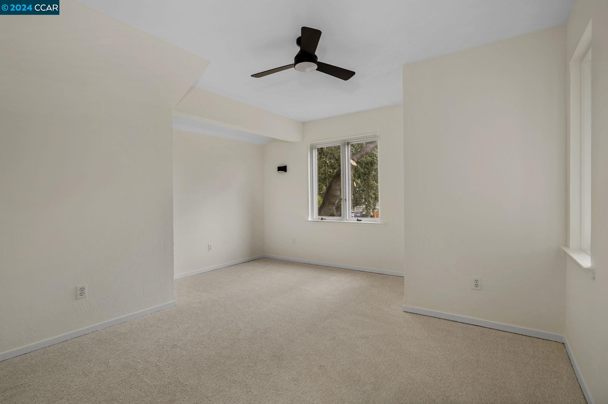 195 Pleasant Valley Dr