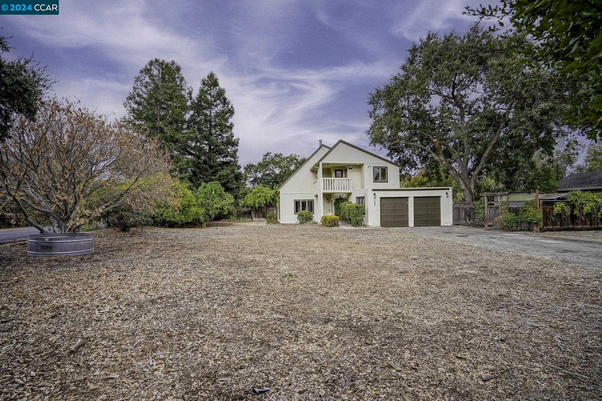 195 Pleasant Valley Dr