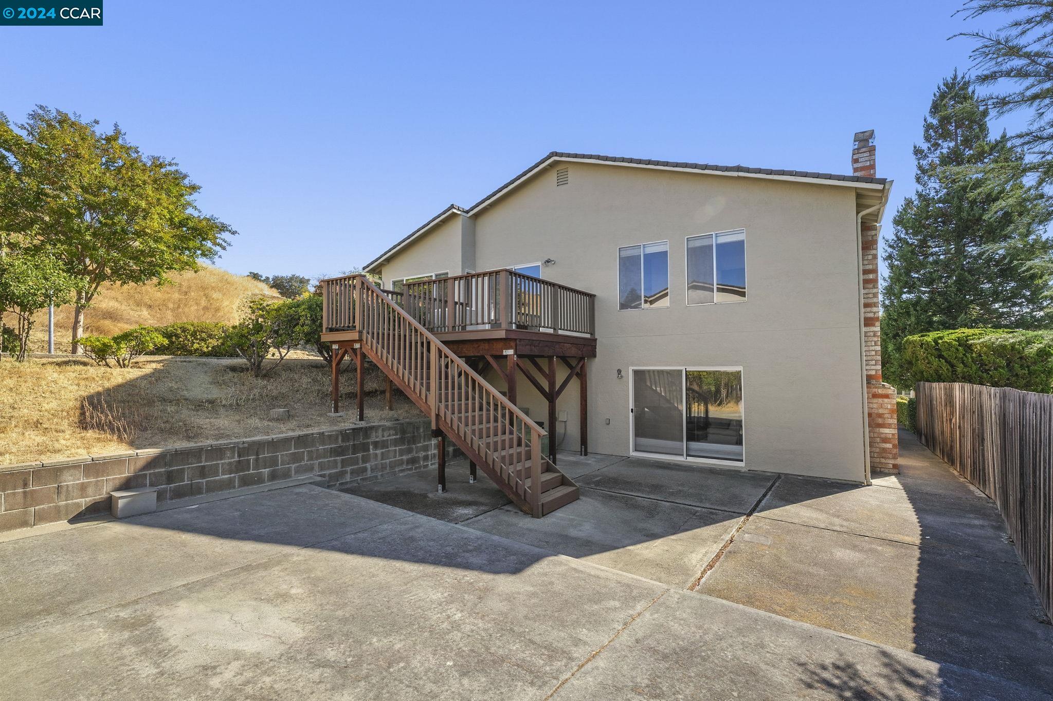 6512 Manhatten Ct