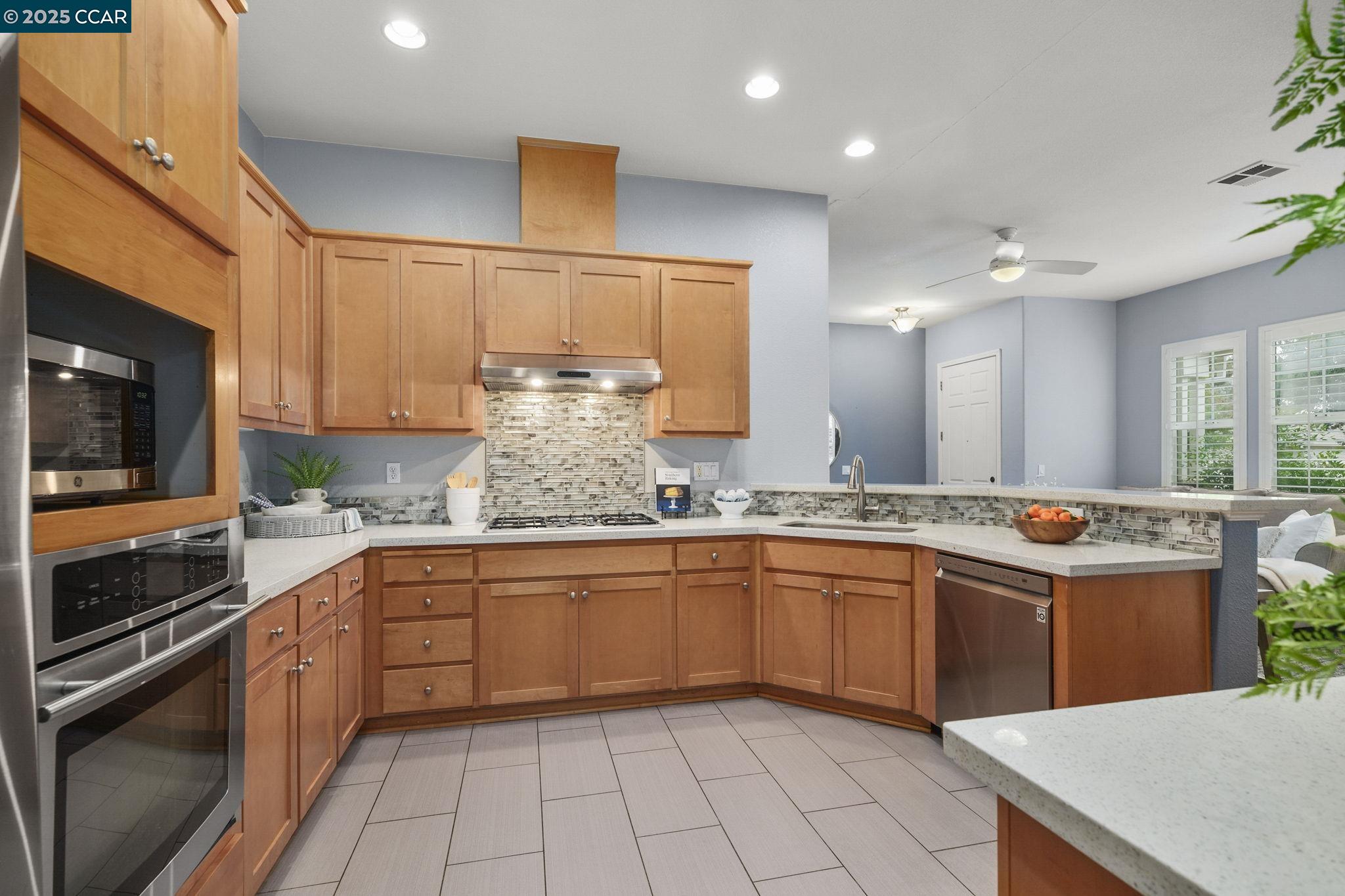 401 Seville Ln