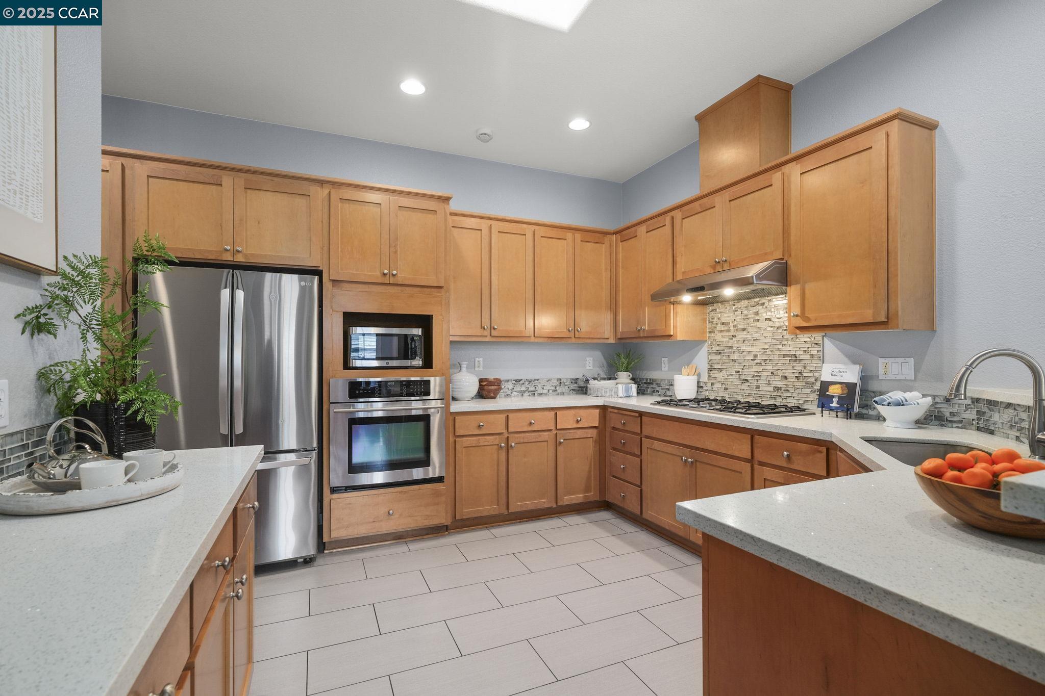 401 Seville Ln