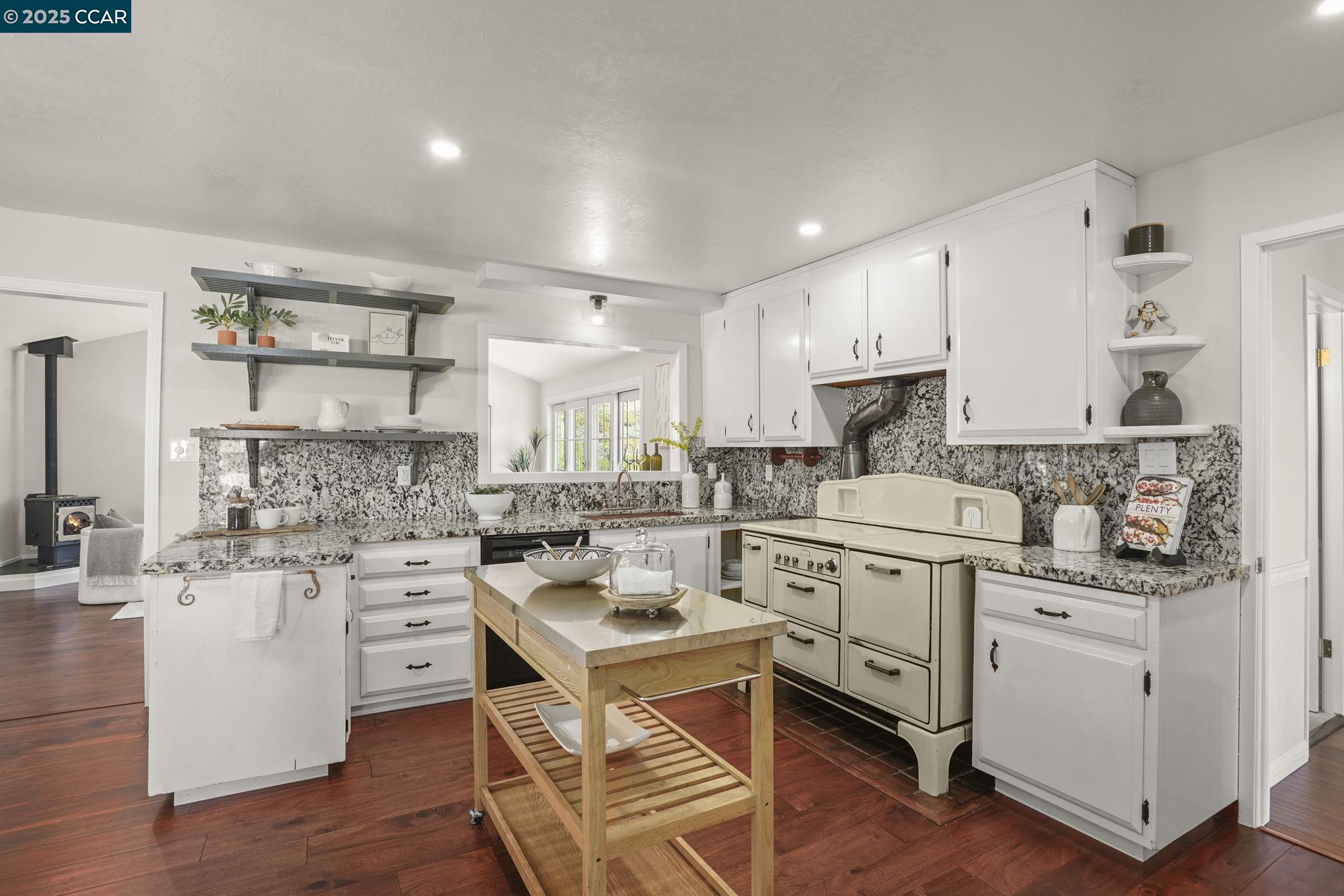 6324 Bonita Ct