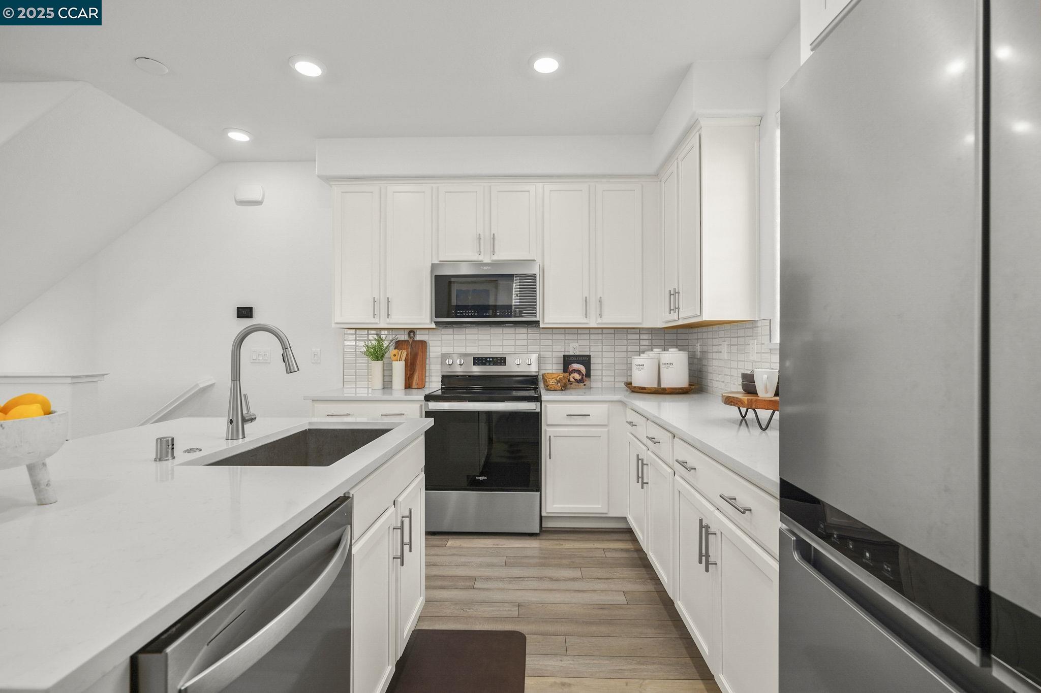 2853 Cathwood Lane