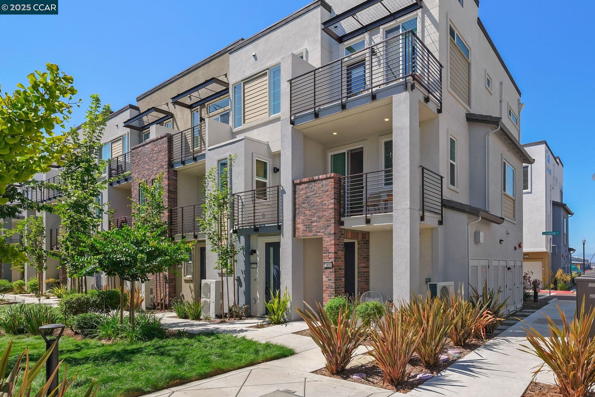 2853 Cathwood Lane