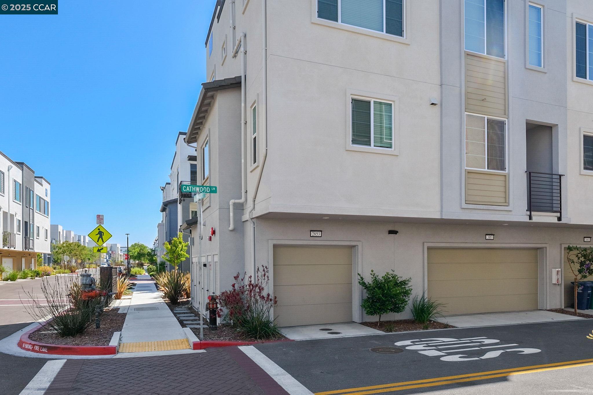 2853 Cathwood Lane