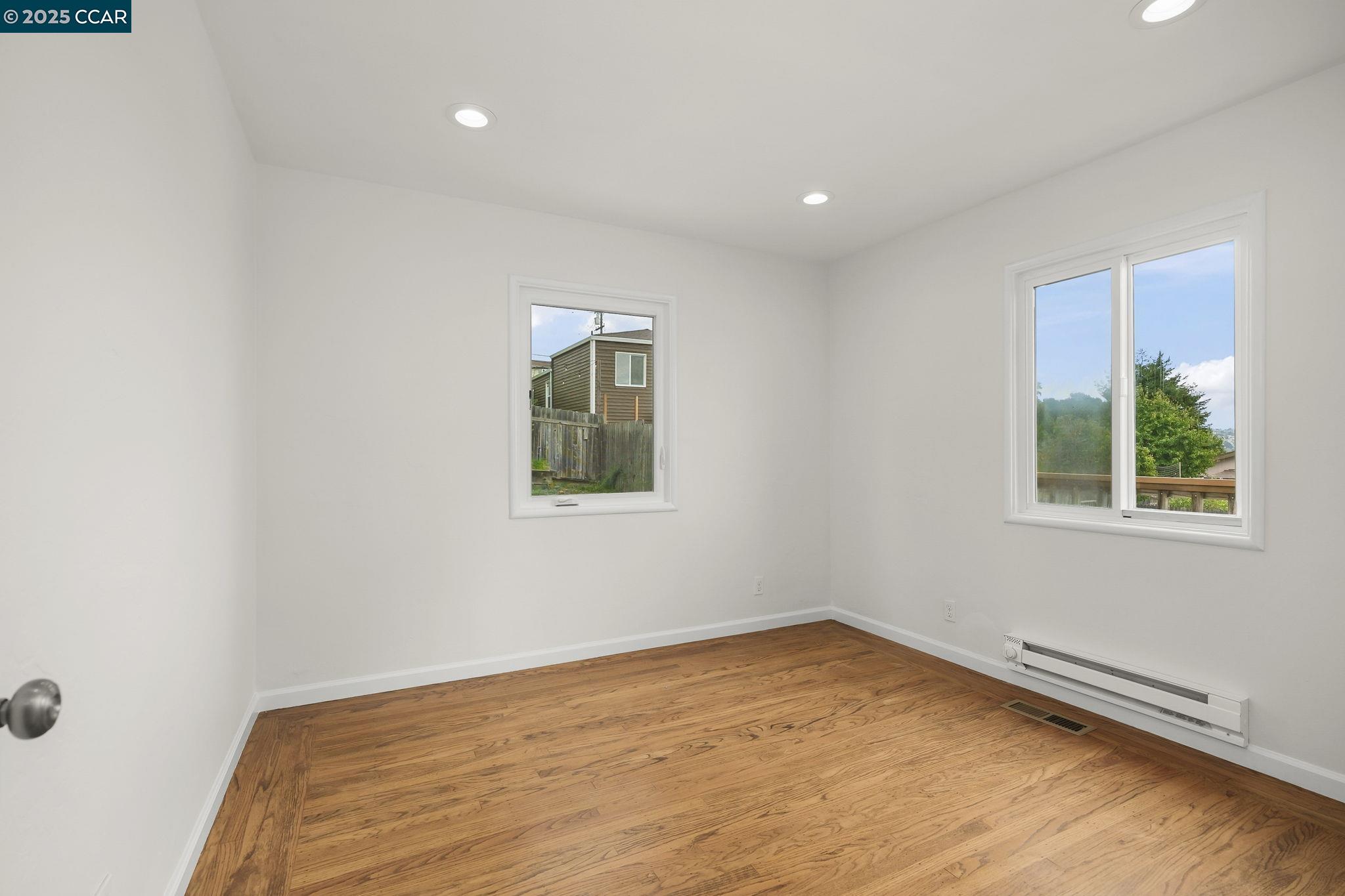 1532 Bayo Vista Ave