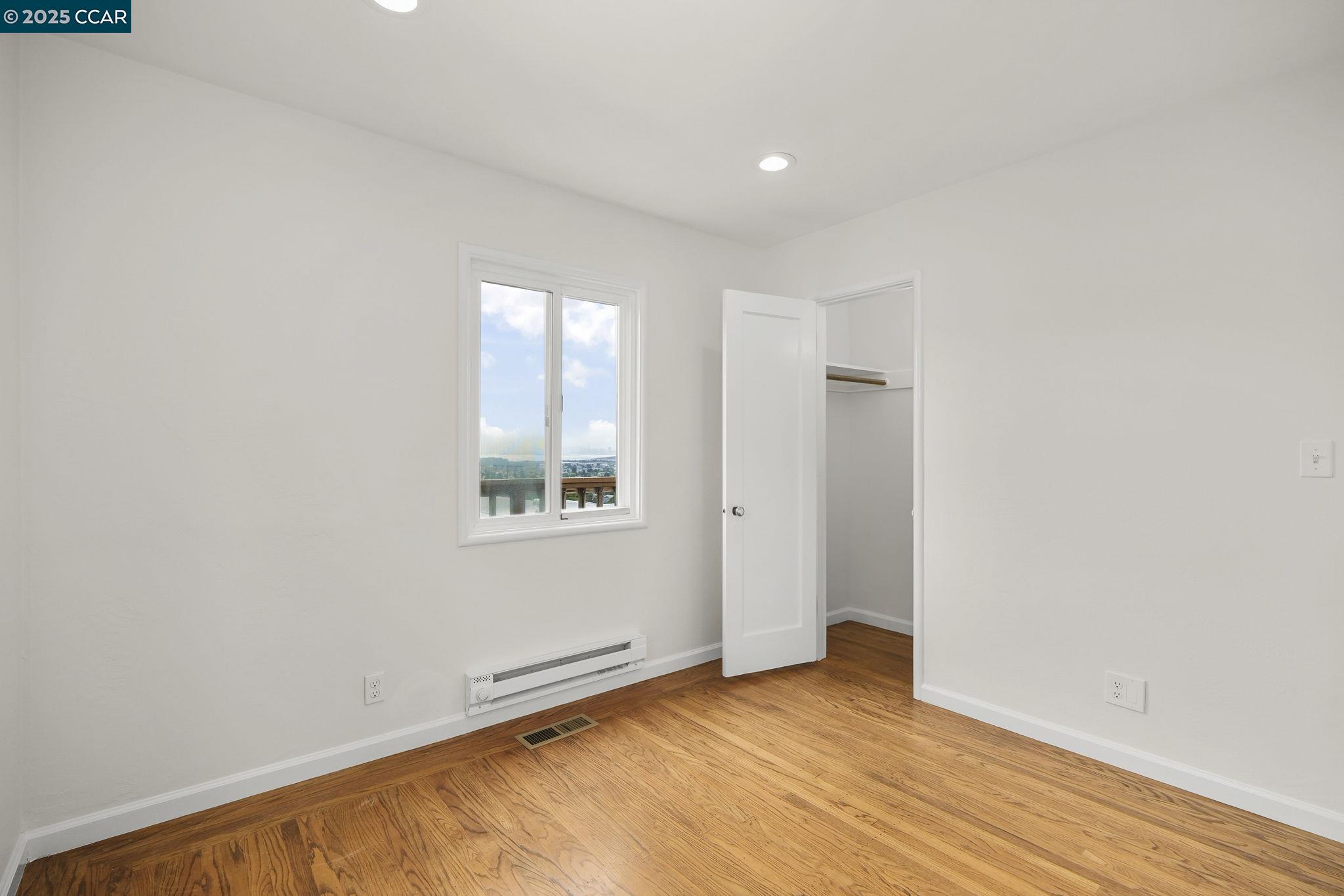 1532 Bayo Vista Ave