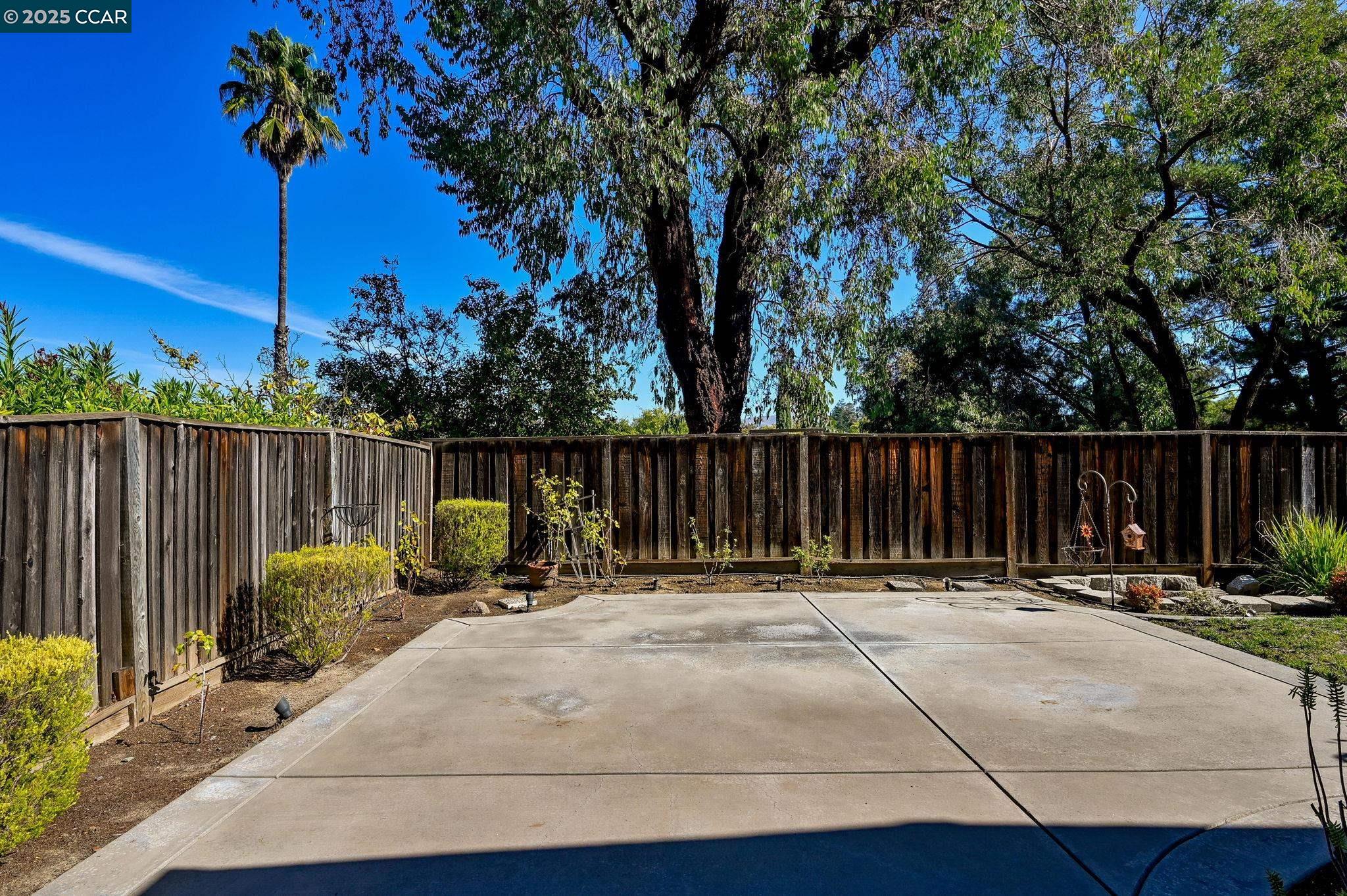 4331 Birch Bark Rd, Concord