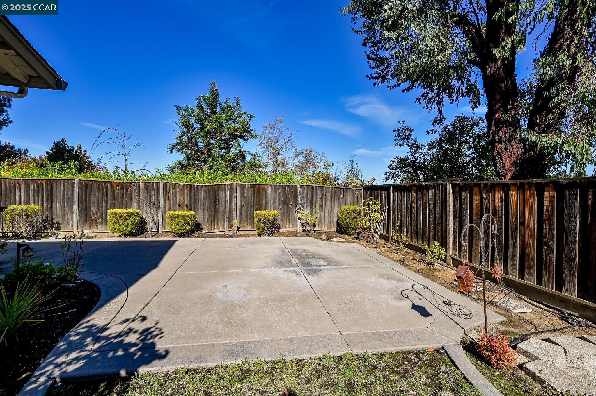 4331 Birch Bark Rd, Concord