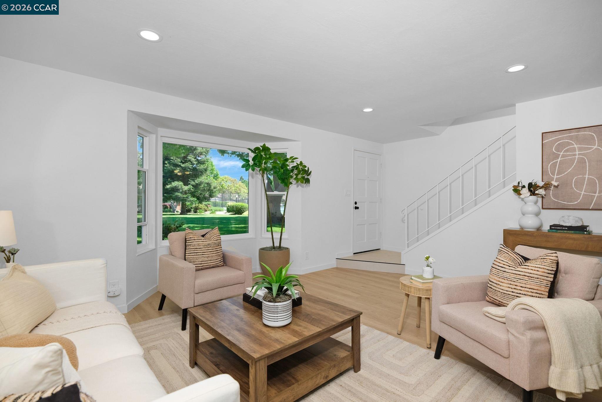 2840 Royal Ann Ln