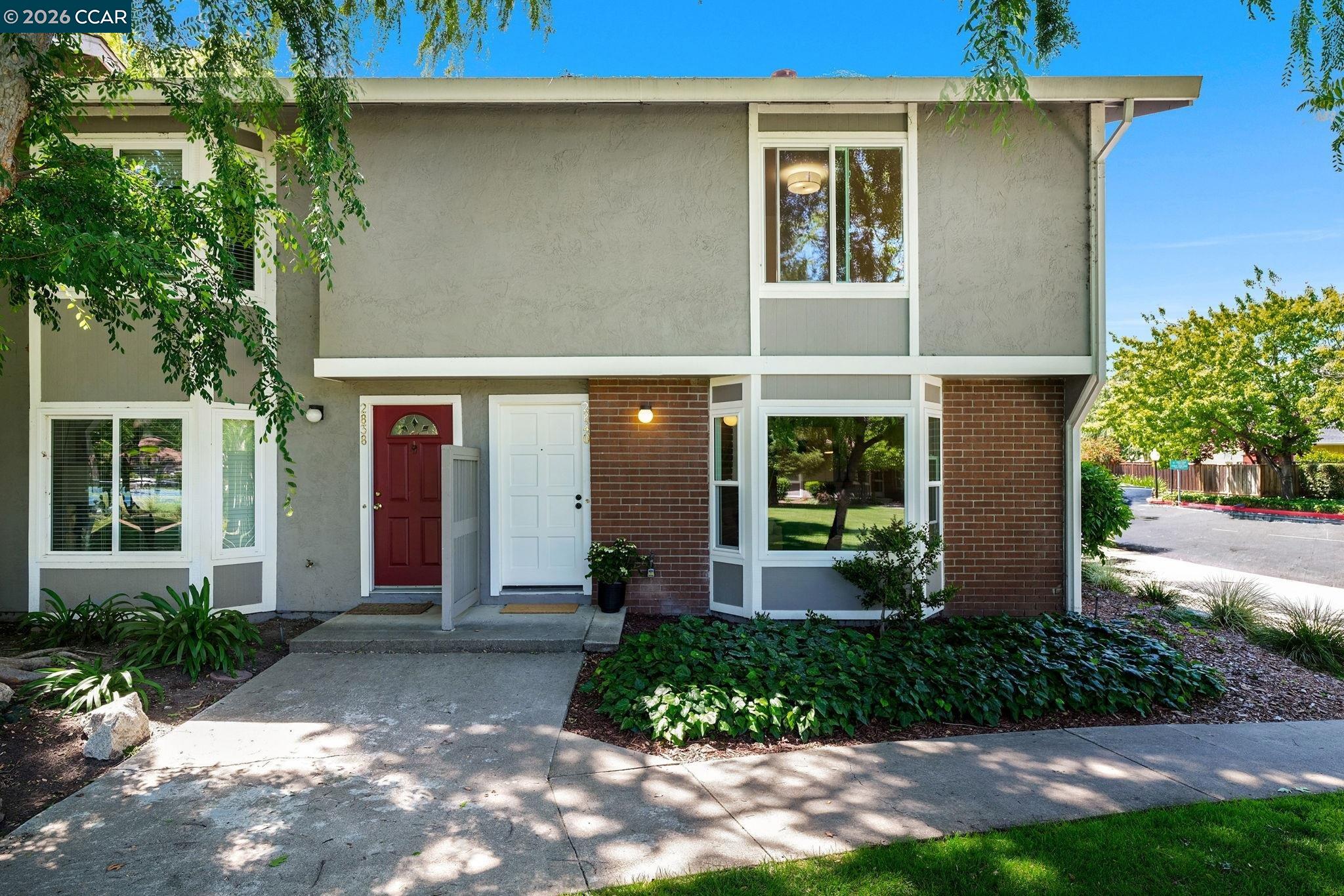 2840 Royal Ann Ln