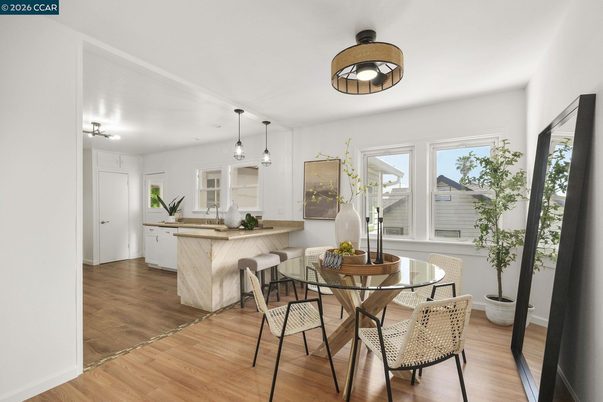 855 Bella Vista Ave