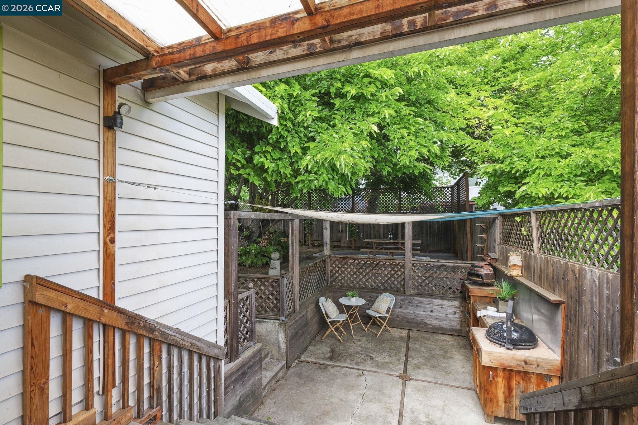 855 Bella Vista Ave