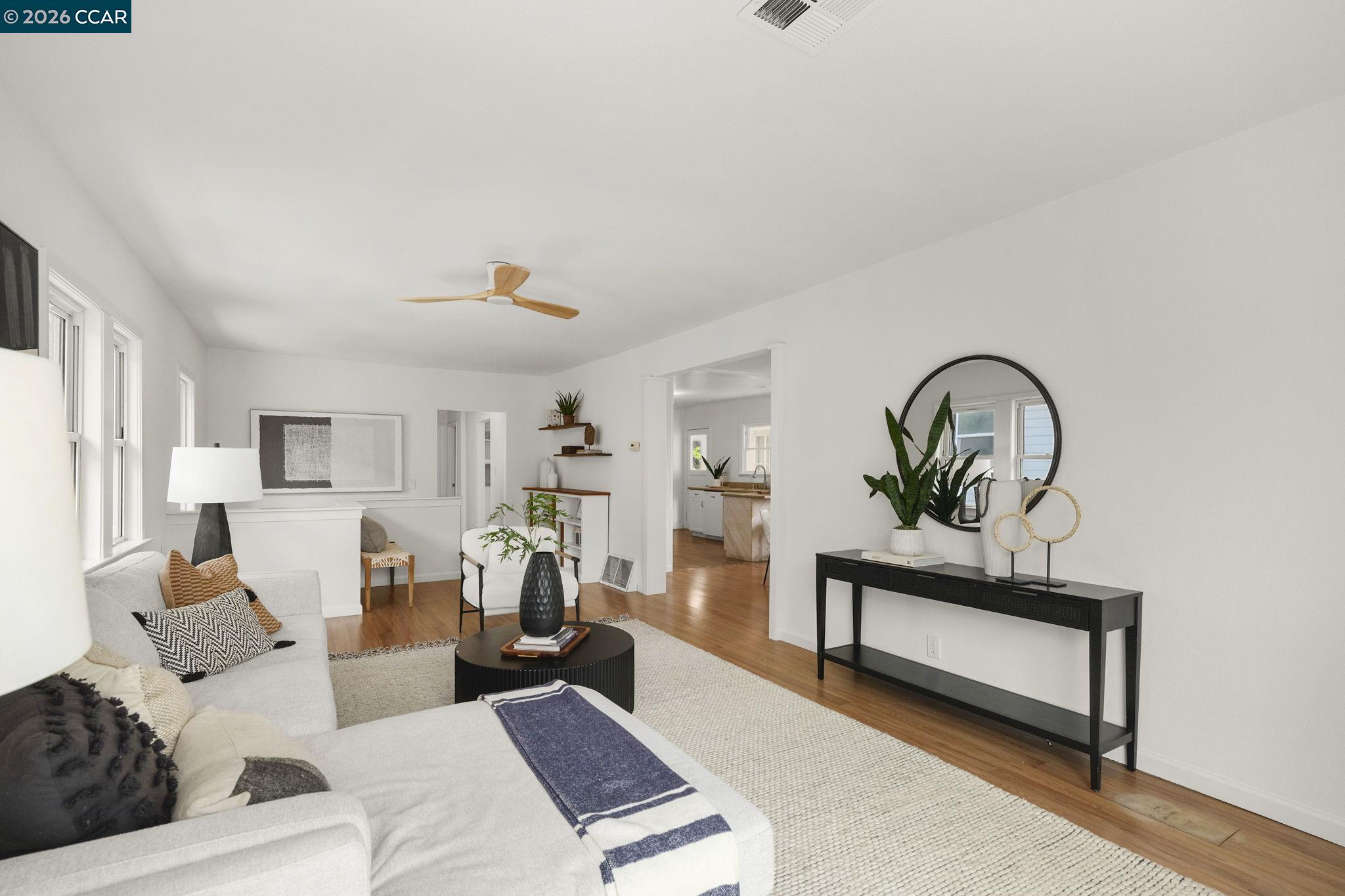 855 Bella Vista Ave