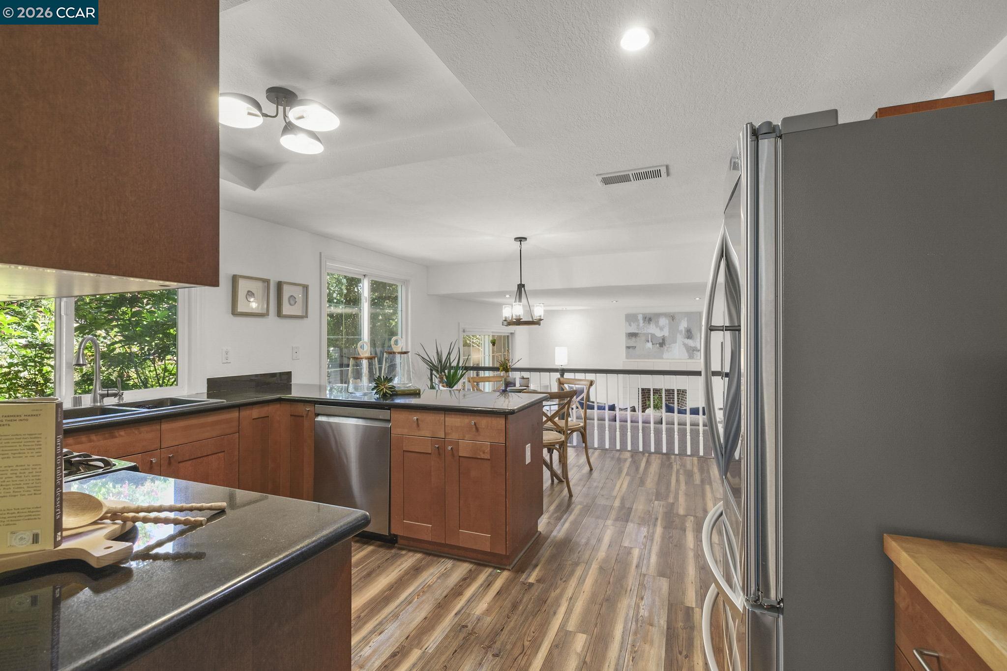 1357 Sussex Way