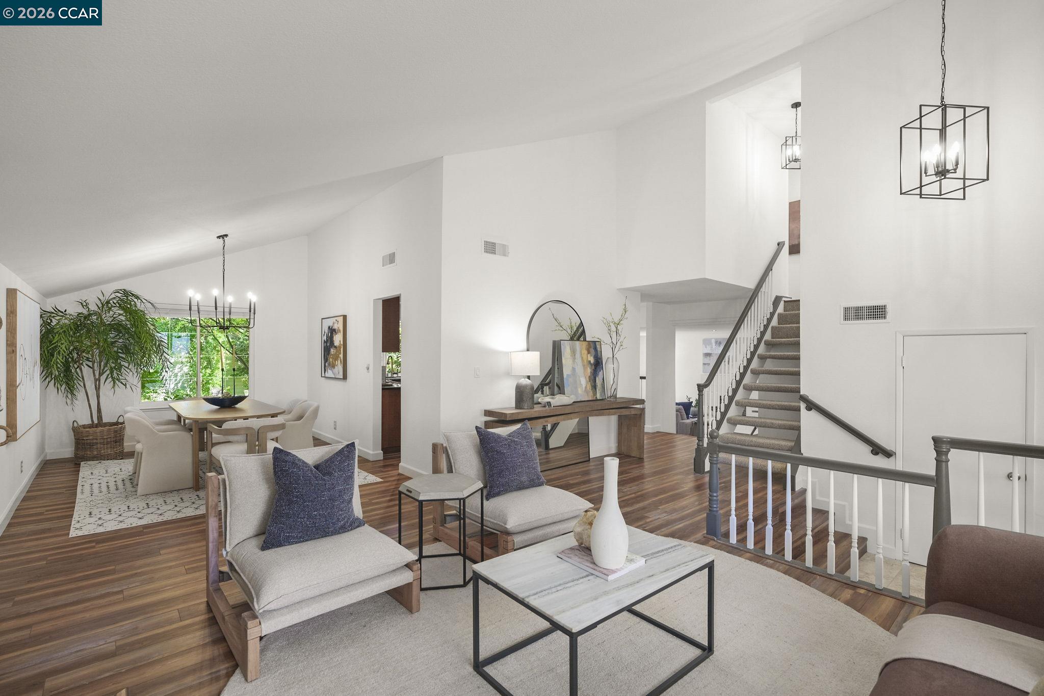 1357 Sussex Way