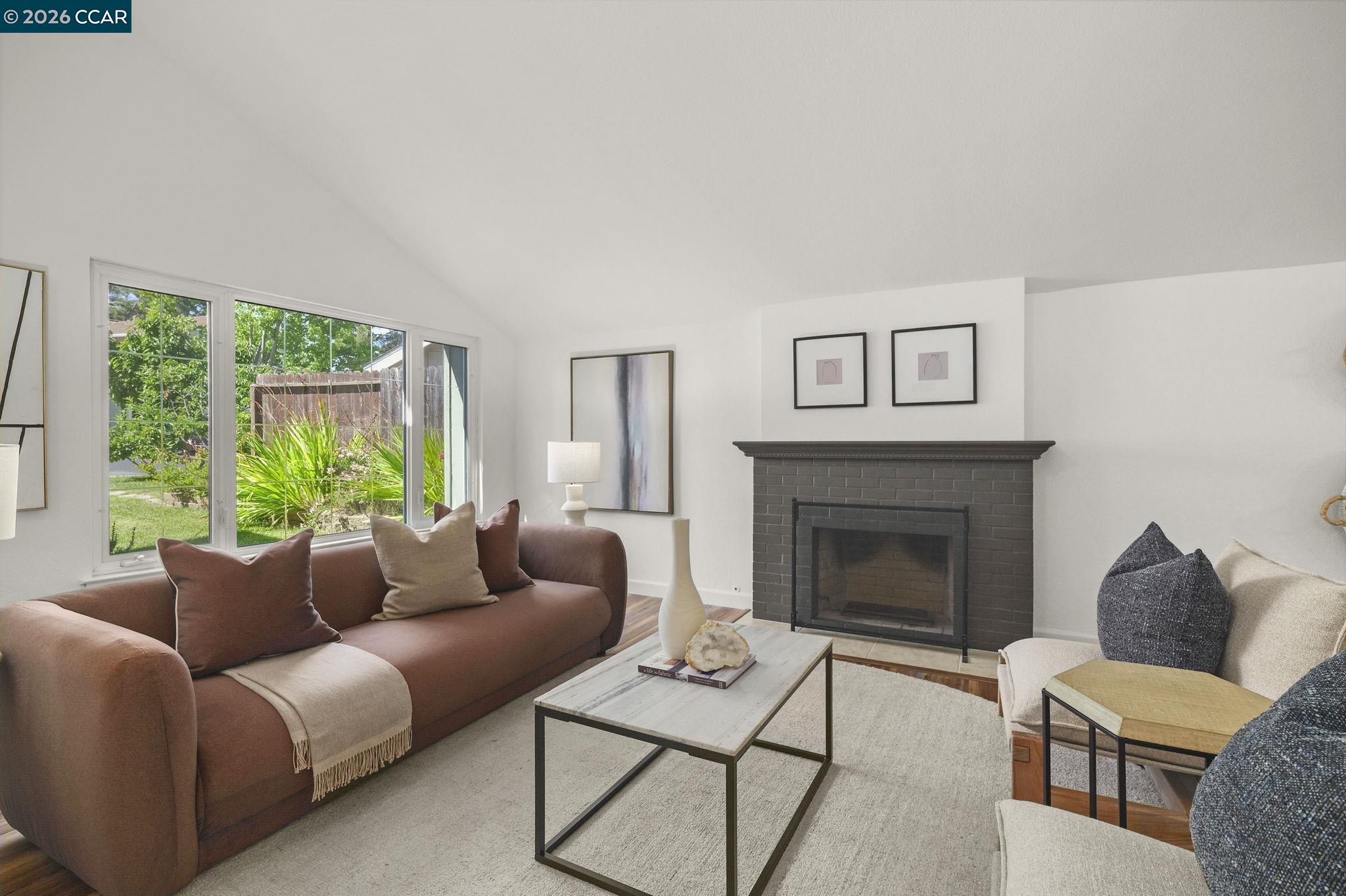 1357 Sussex Way