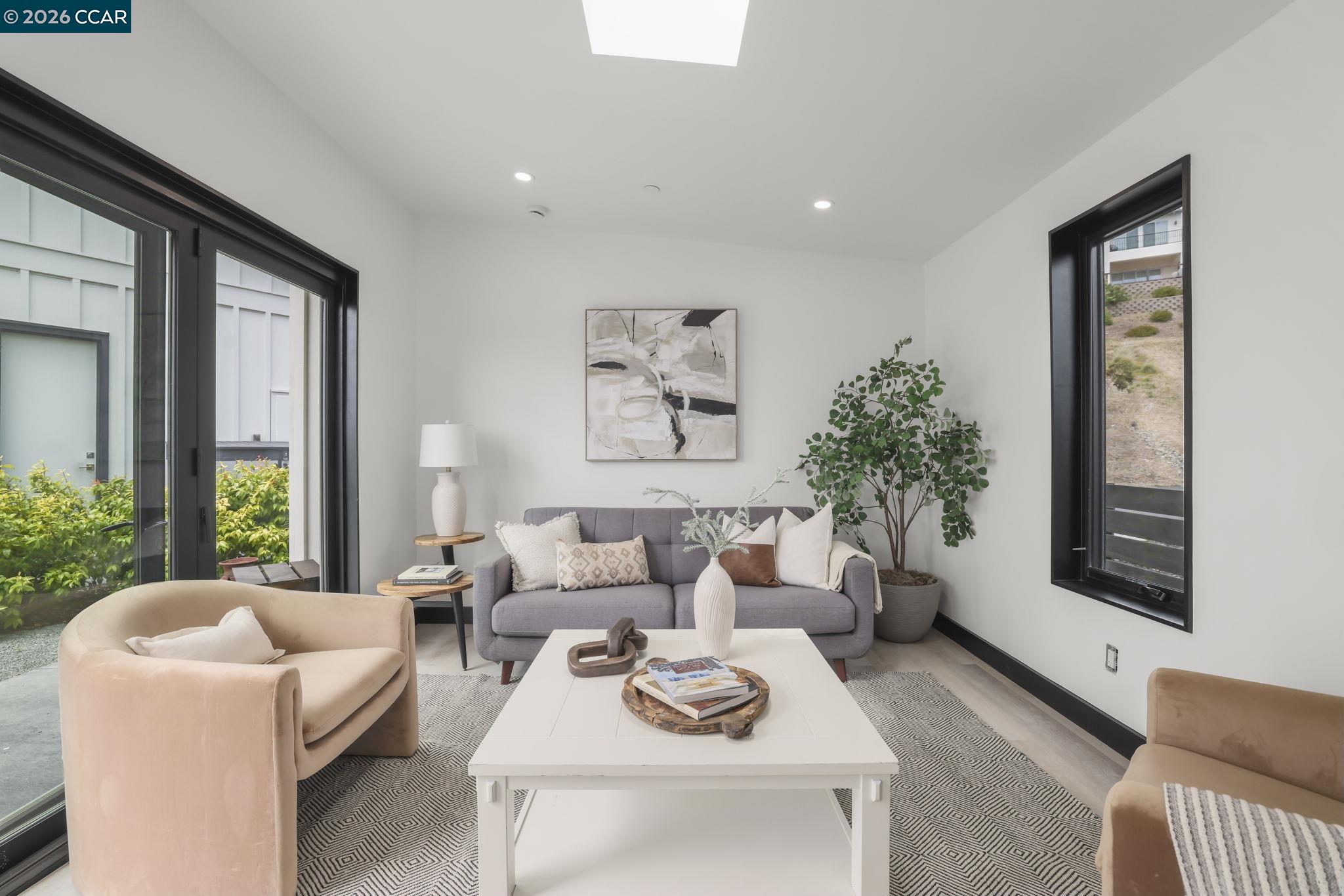 38 Fiddleneck Way