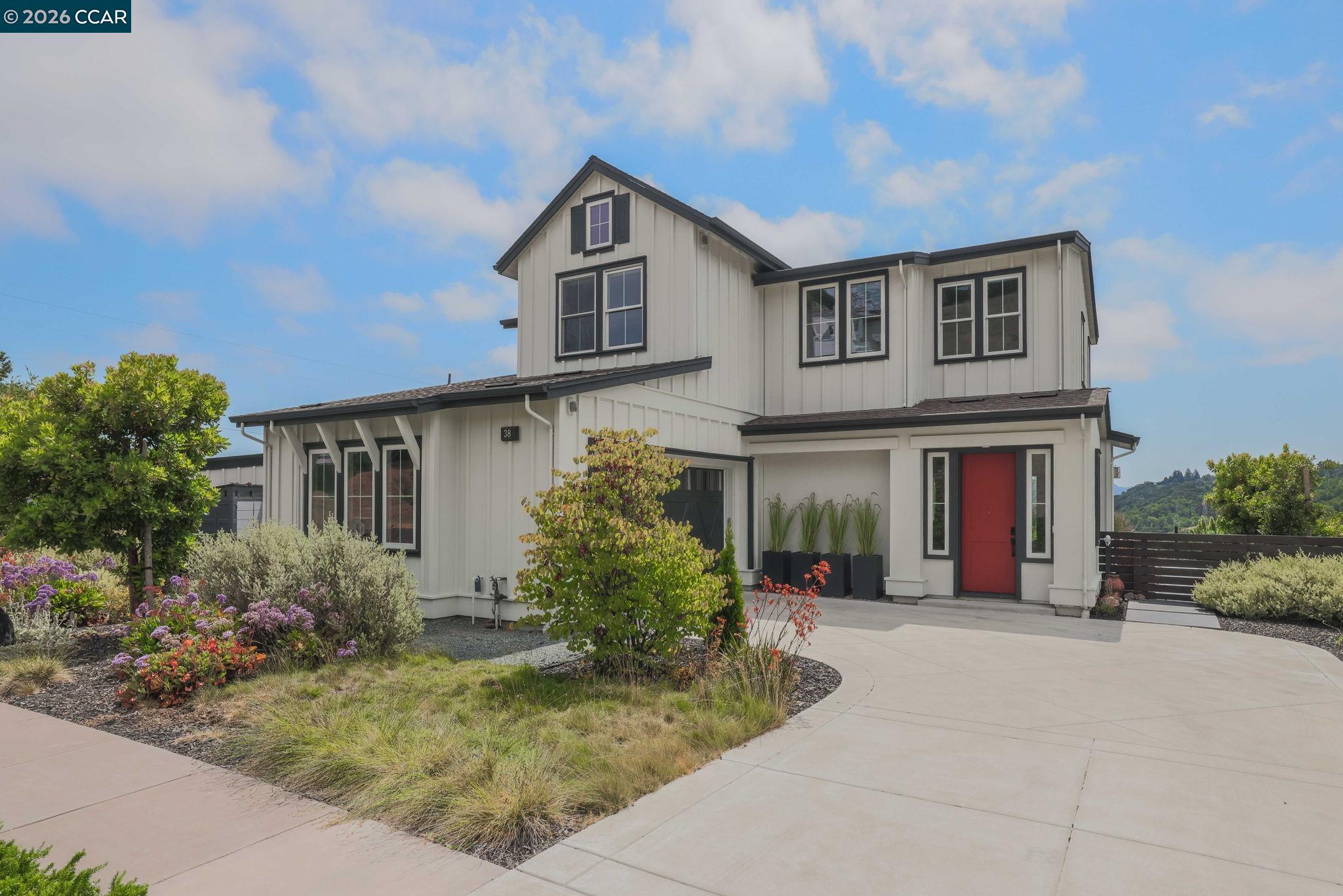 38 Fiddleneck Way