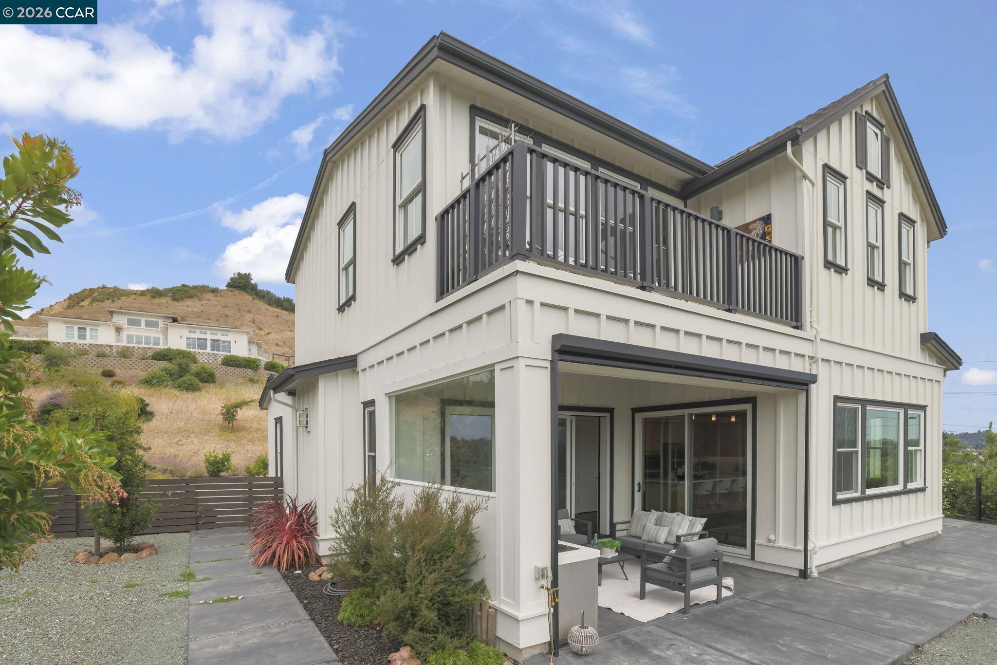 38 Fiddleneck Way
