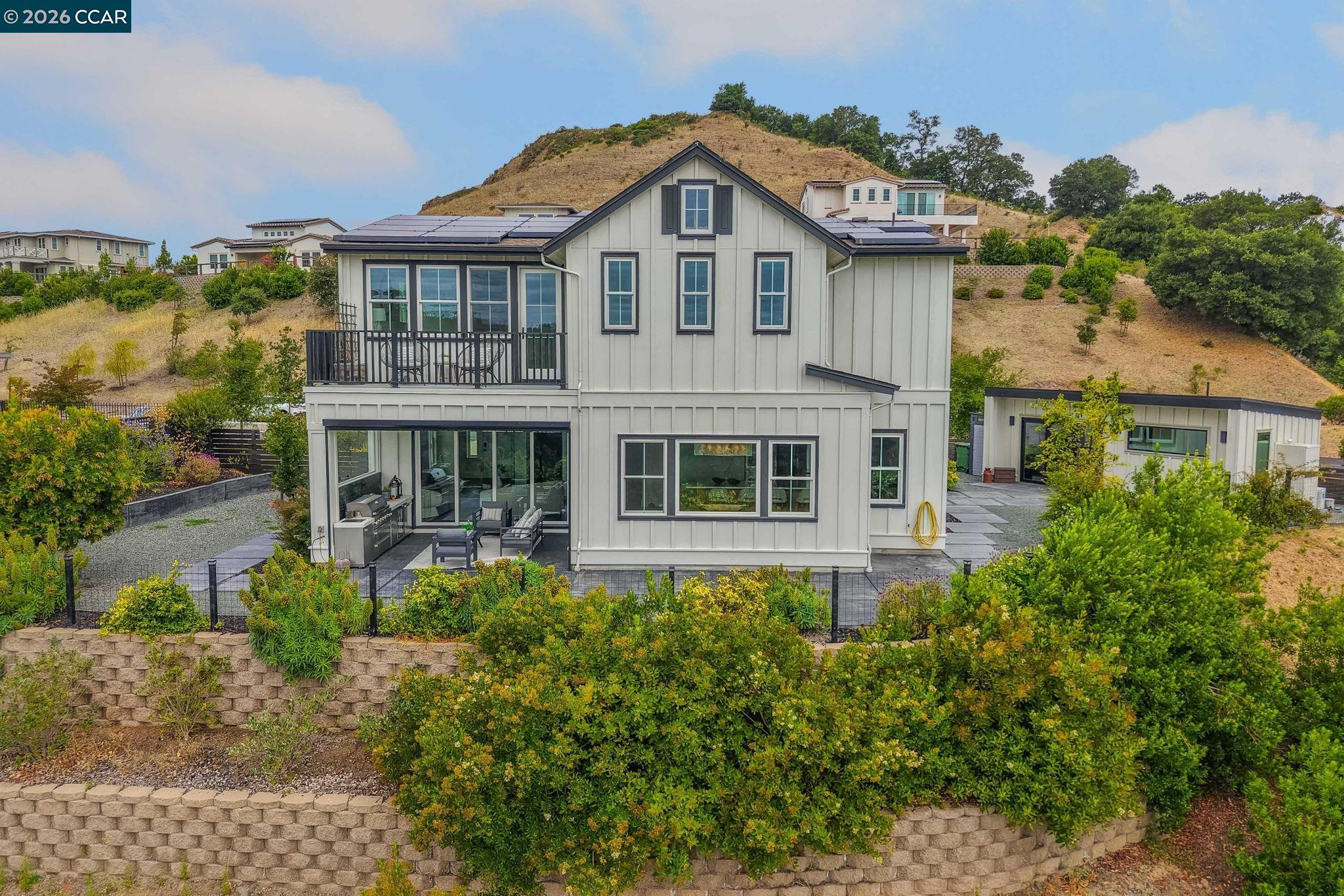 38 Fiddleneck Way