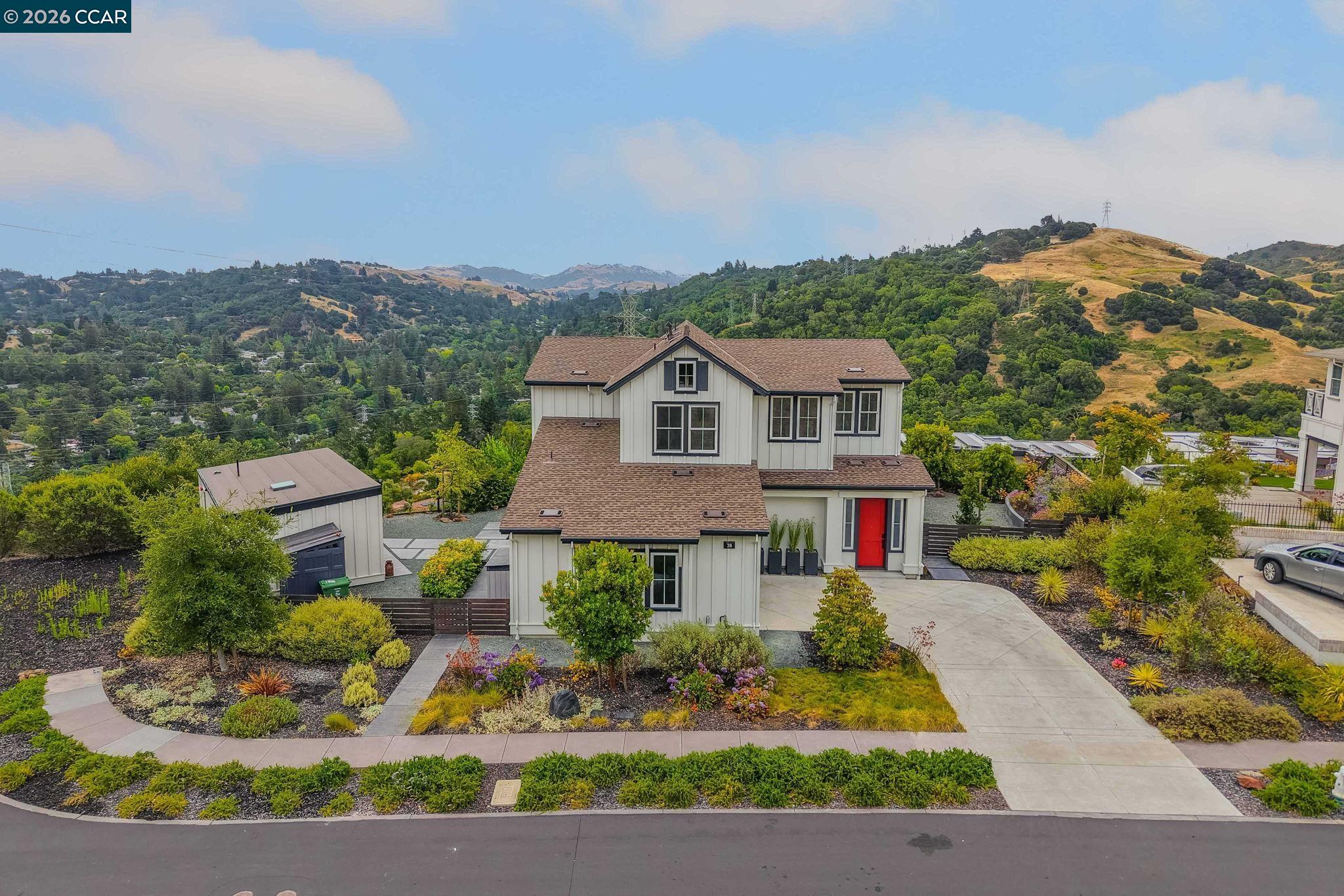 38 Fiddleneck Way