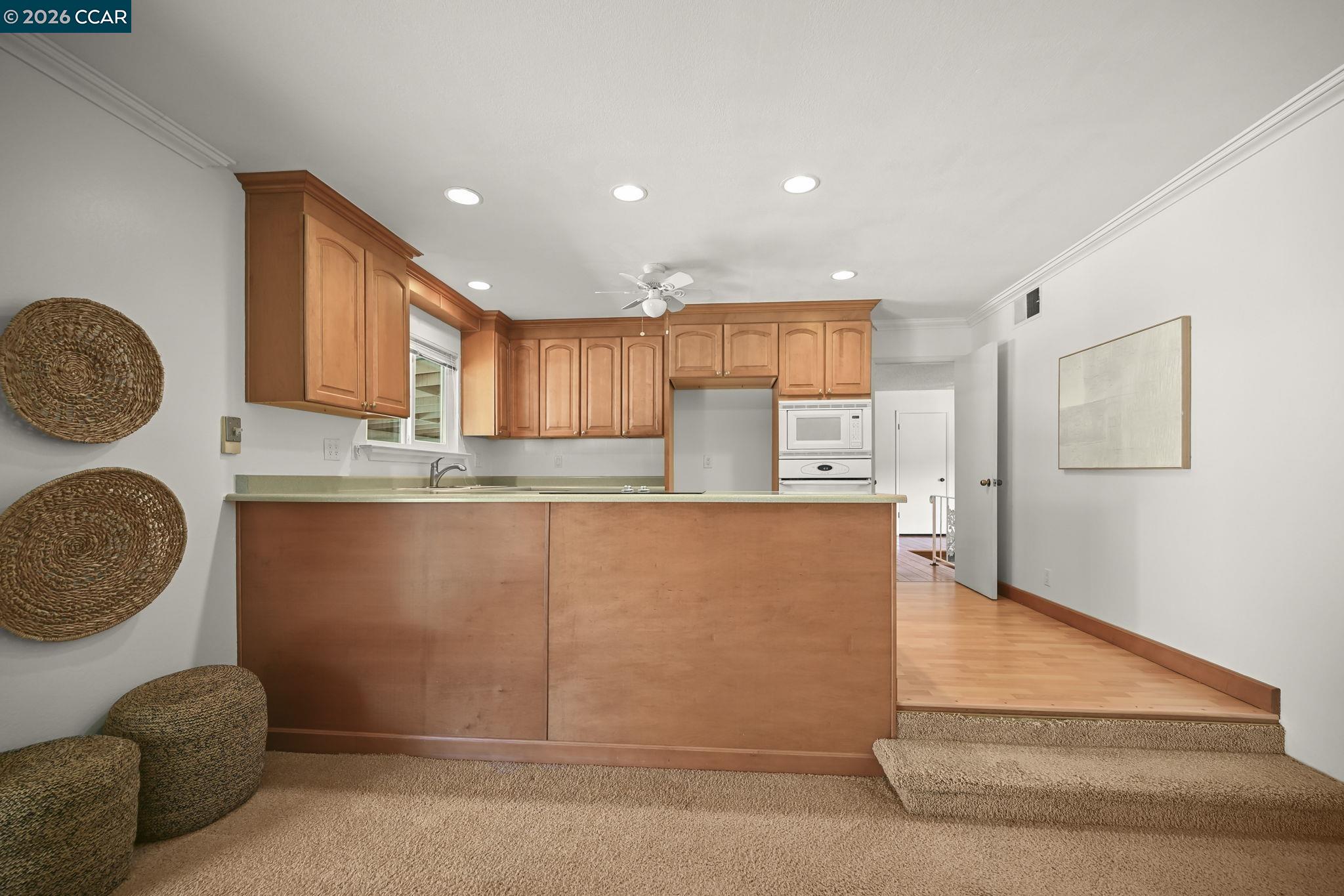 823 Savannah Cir