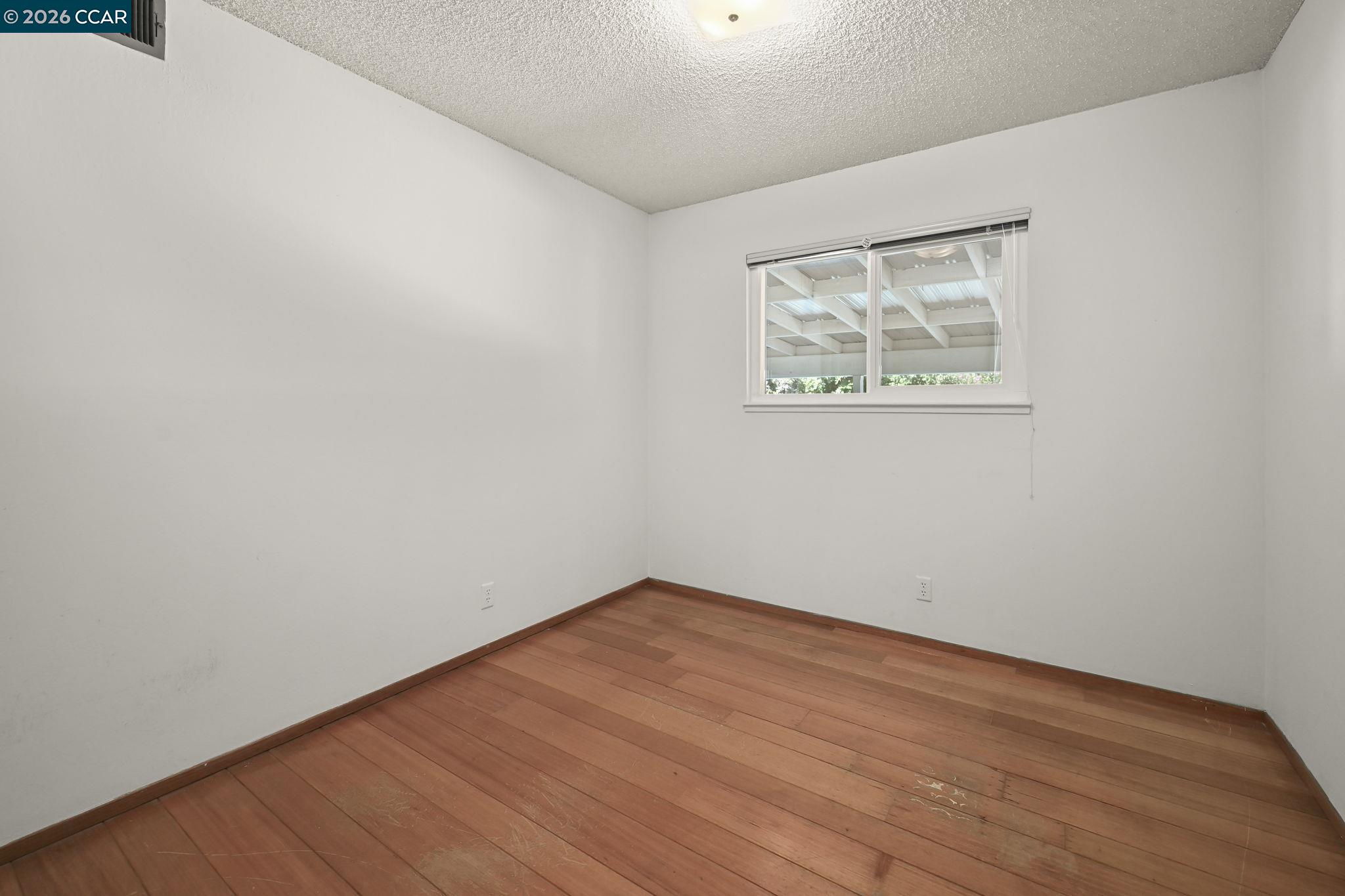 823 Savannah Cir