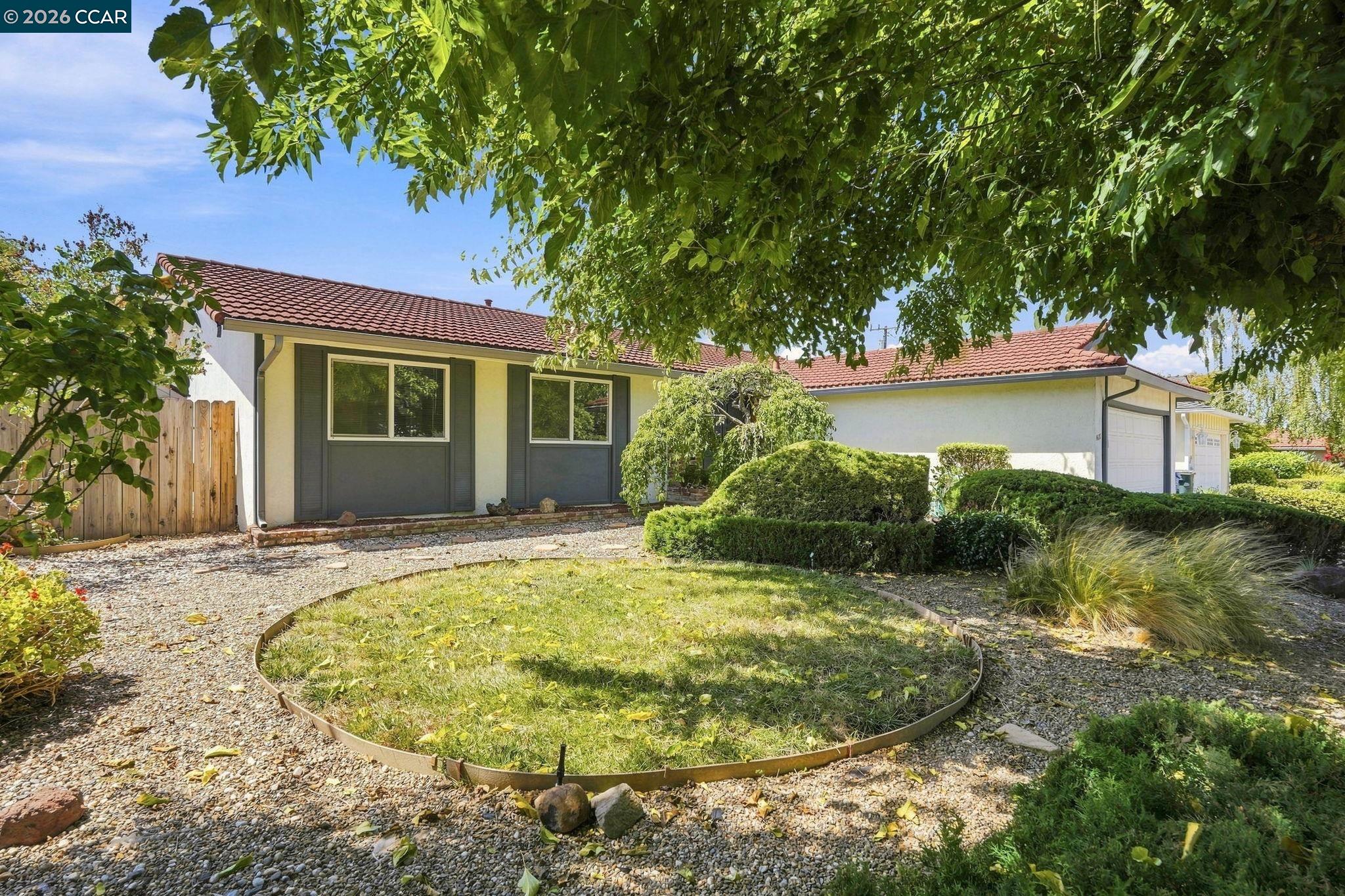 4620 Regina Ln