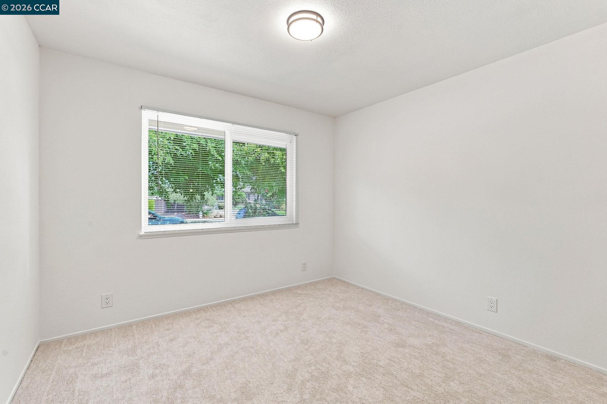 4620 Regina Ln
