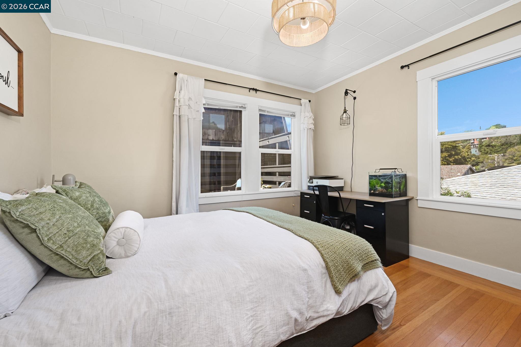 26 Cooke St