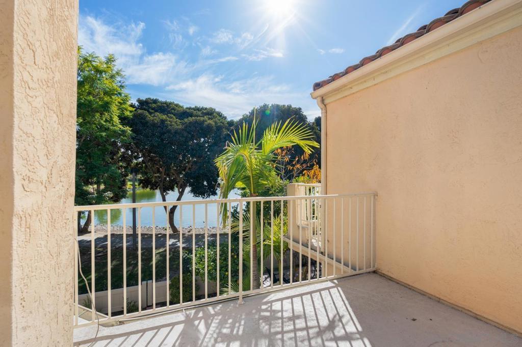 2110 Northshore Dr B