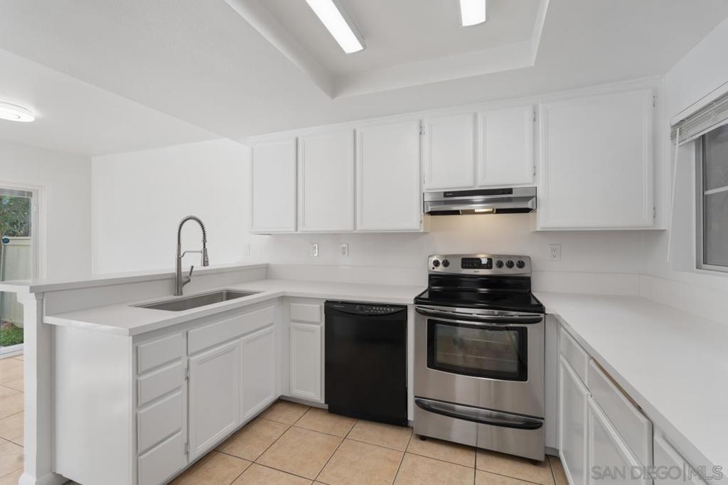 2110 Northshore Dr B