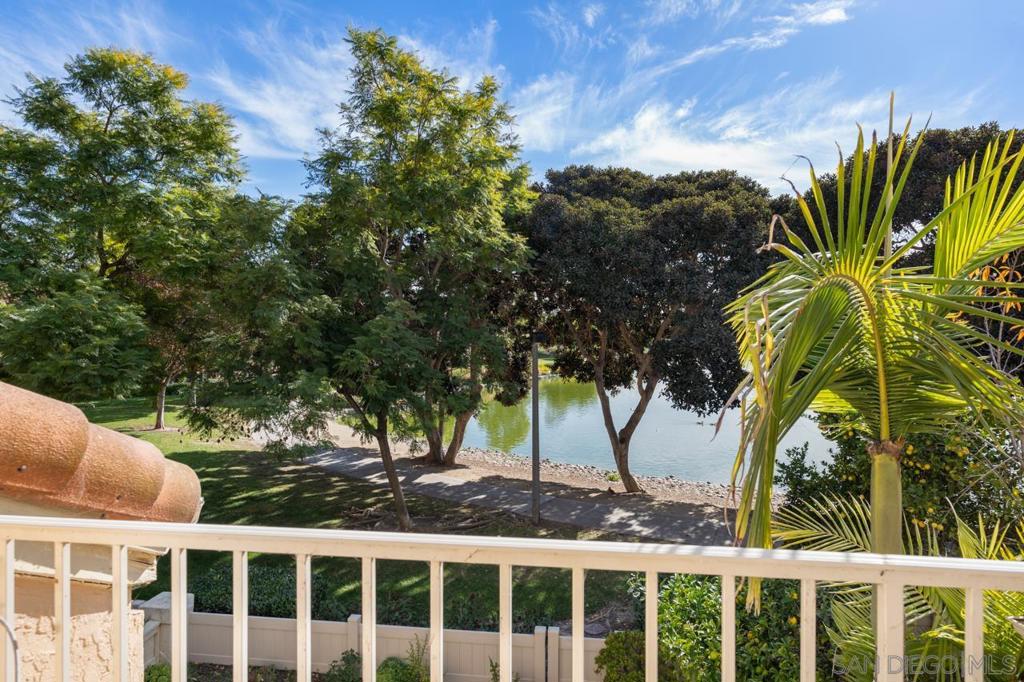 2110 Northshore Dr B