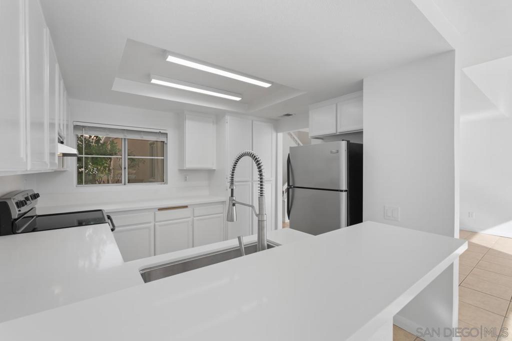 2110 Northshore Dr B