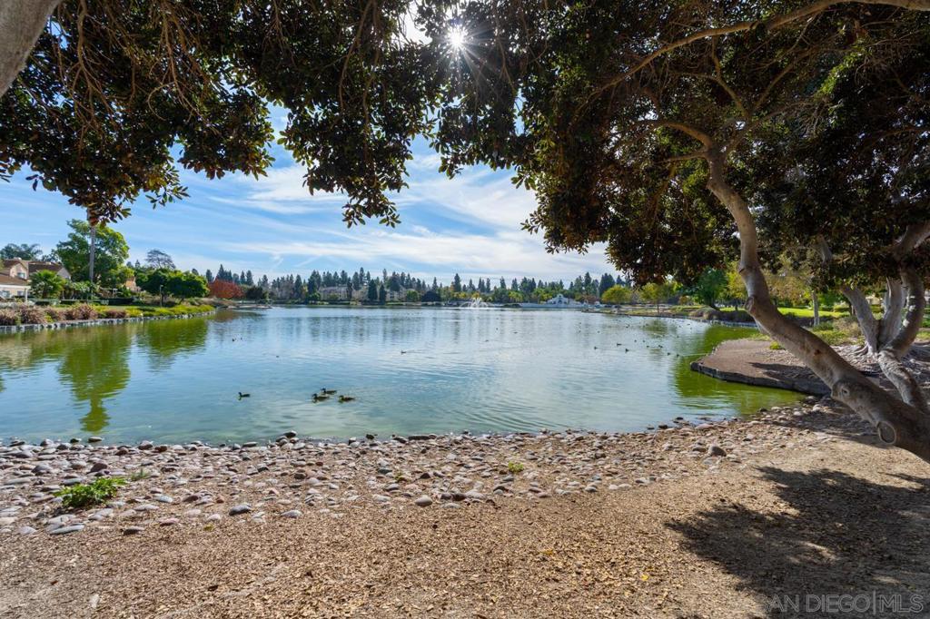 2110 Northshore Dr B