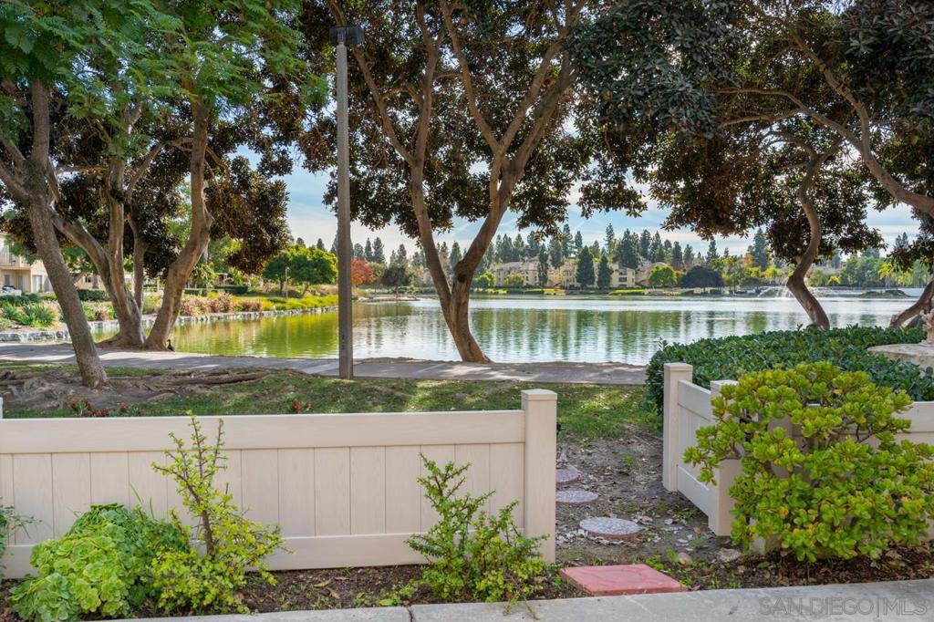 2110 Northshore Dr B