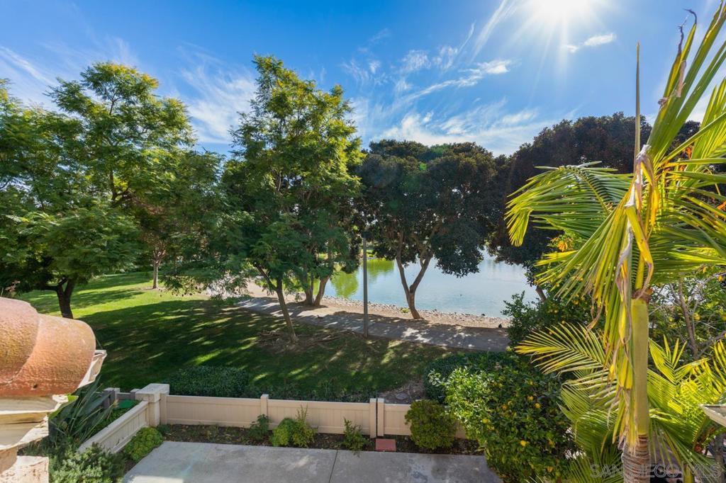 2110 Northshore Dr B