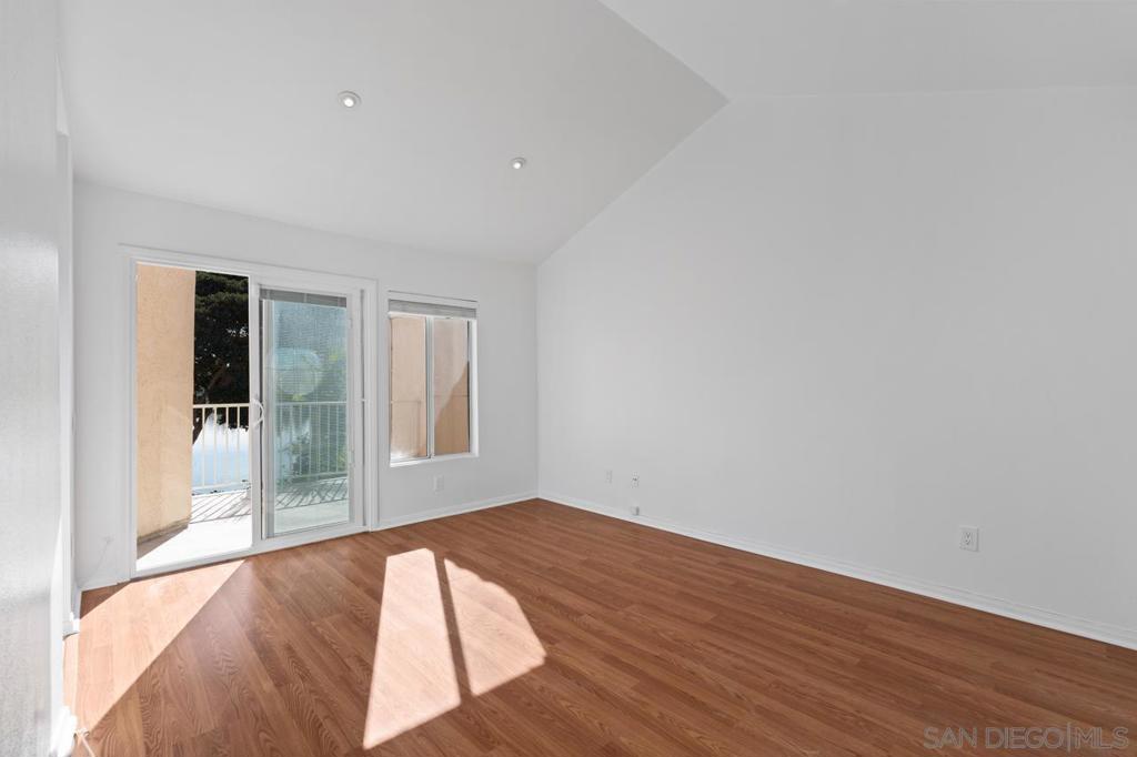 2110 Northshore Dr B