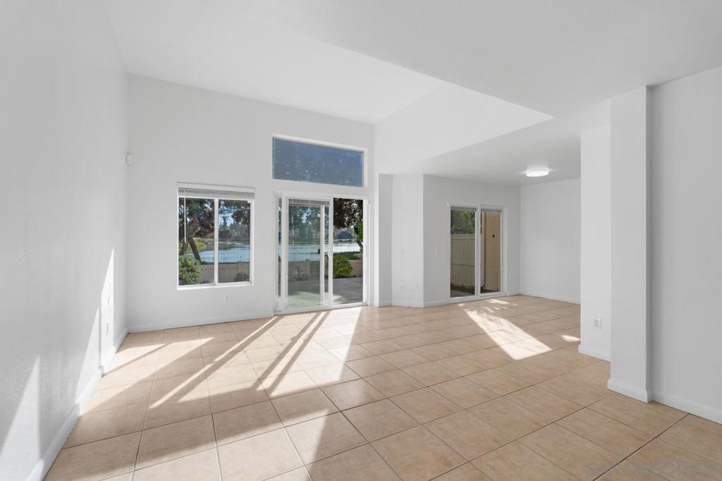 2110 Northshore Dr B