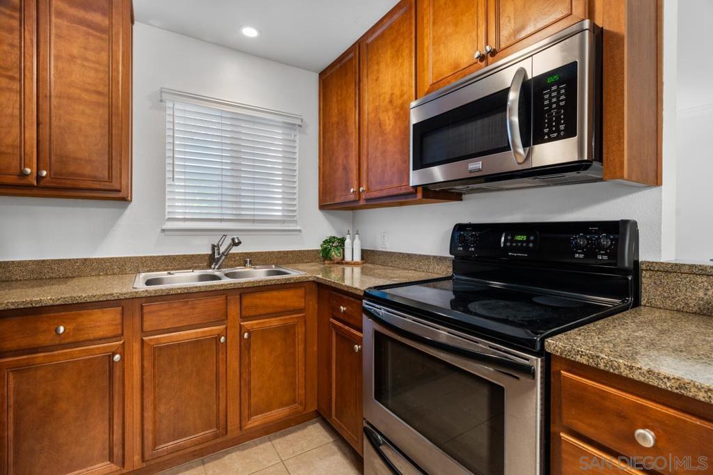 1756 Essex Street 207