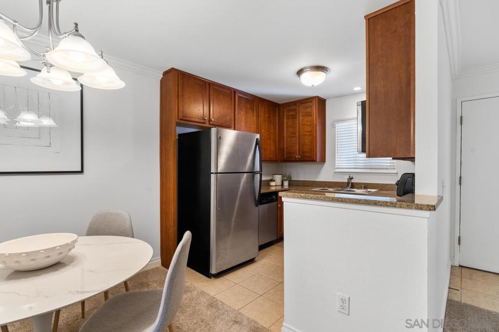 1756 Essex Street 207