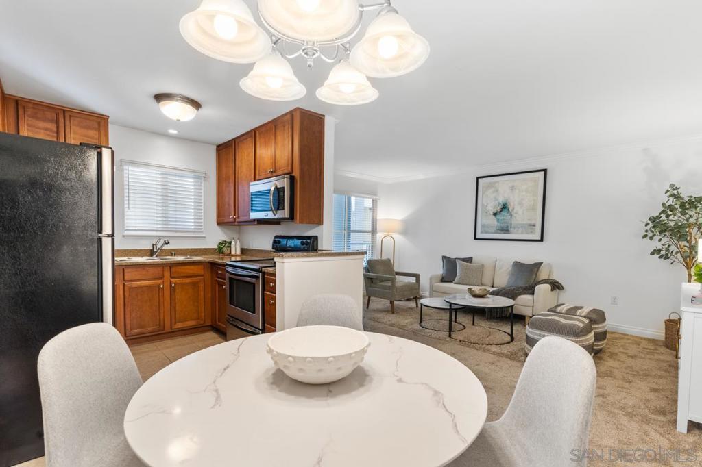 1756 Essex Street 207