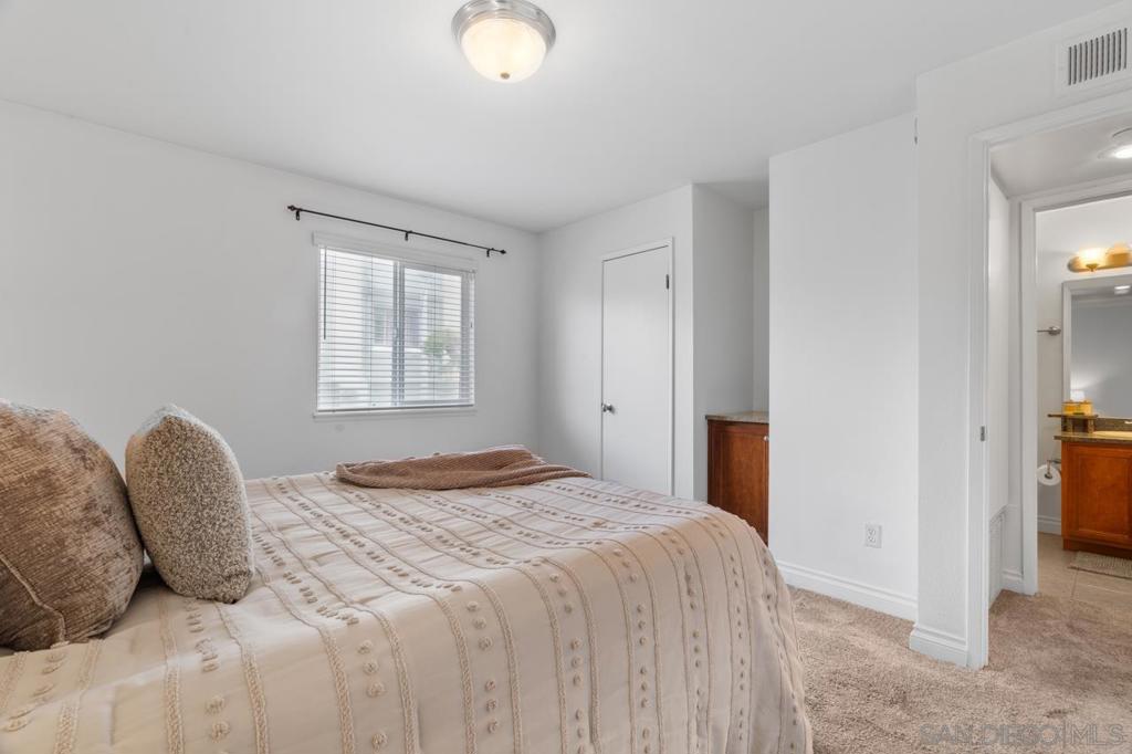 1756 Essex Street 207