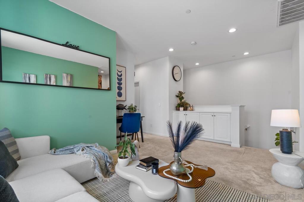 1134 Calle Oroblanco 2