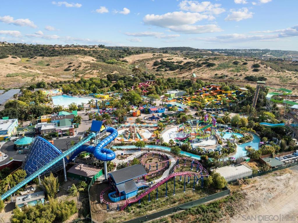 1134 Calle Oroblanco 2